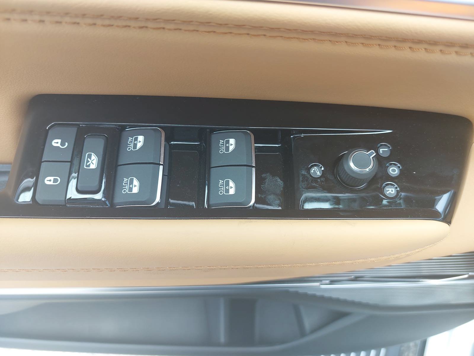 New 2026 Jeep Grand Wagoneer L Summit AWD/4WD image 30