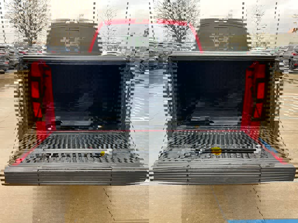 Used 2014 Ford F150 Platinum image 24