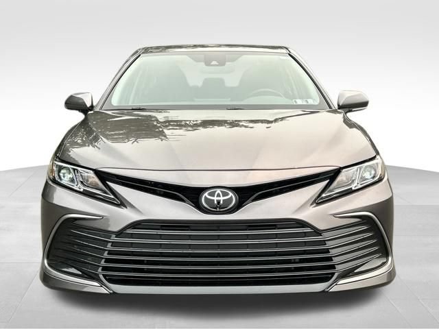 Certified 2024 Toyota Camry LE w/ Convenience Package FWD image 8