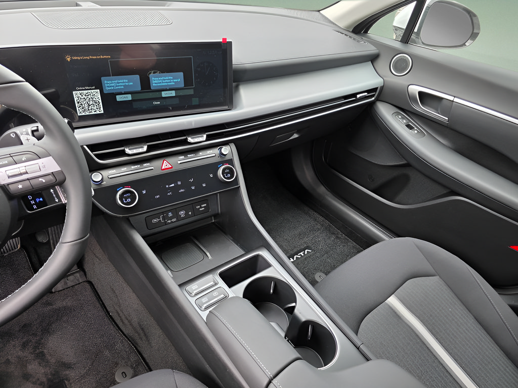 New 2026 Hyundai Sonata SEL AWD/4WD image 17