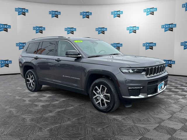 Certified 2023 Jeep Grand Cherokee L Limited w/ Trailer Tow Group (B) image 8