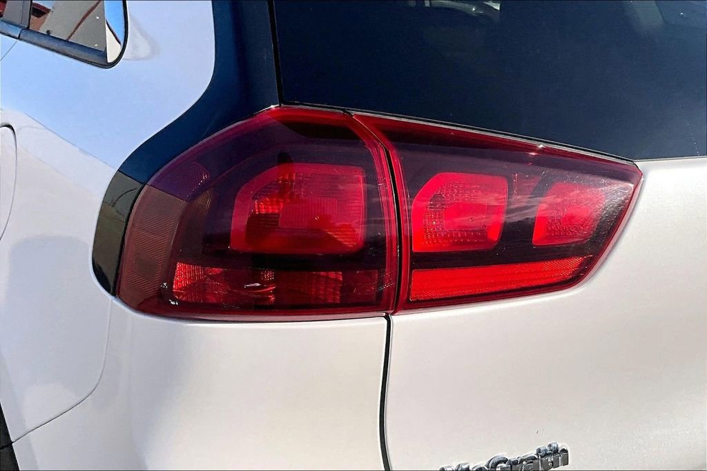 Used 2021 Kia Niro LXS image 21