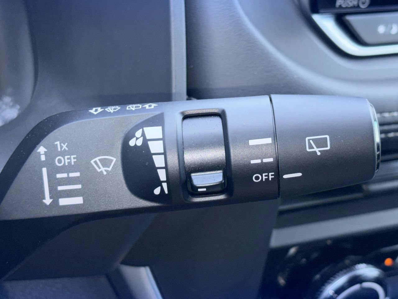 Certified 2024 Nissan Rogue S FWD image 17