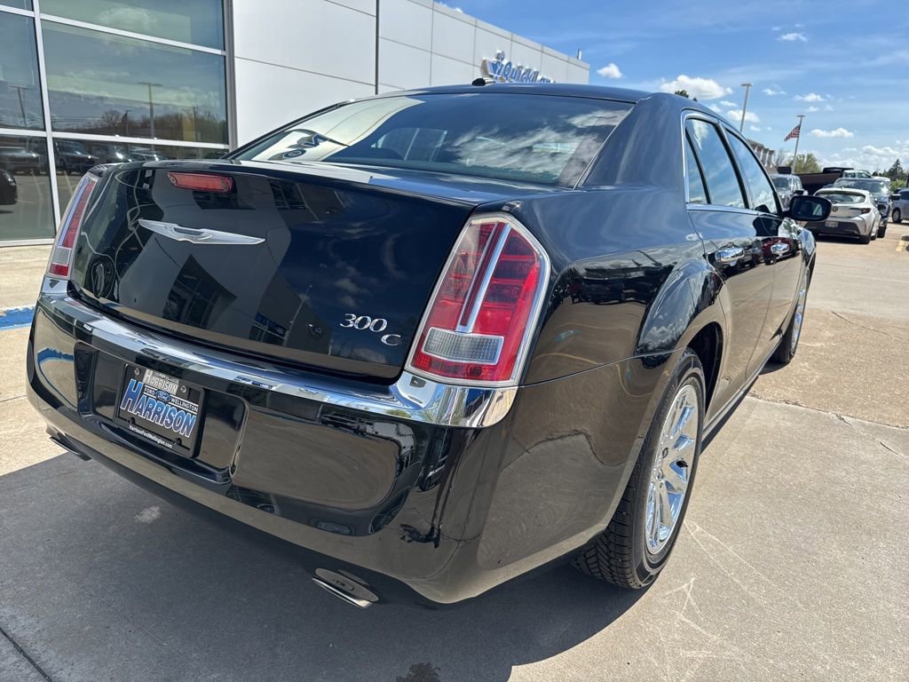 Used 2013 Chrysler 300 C image 5