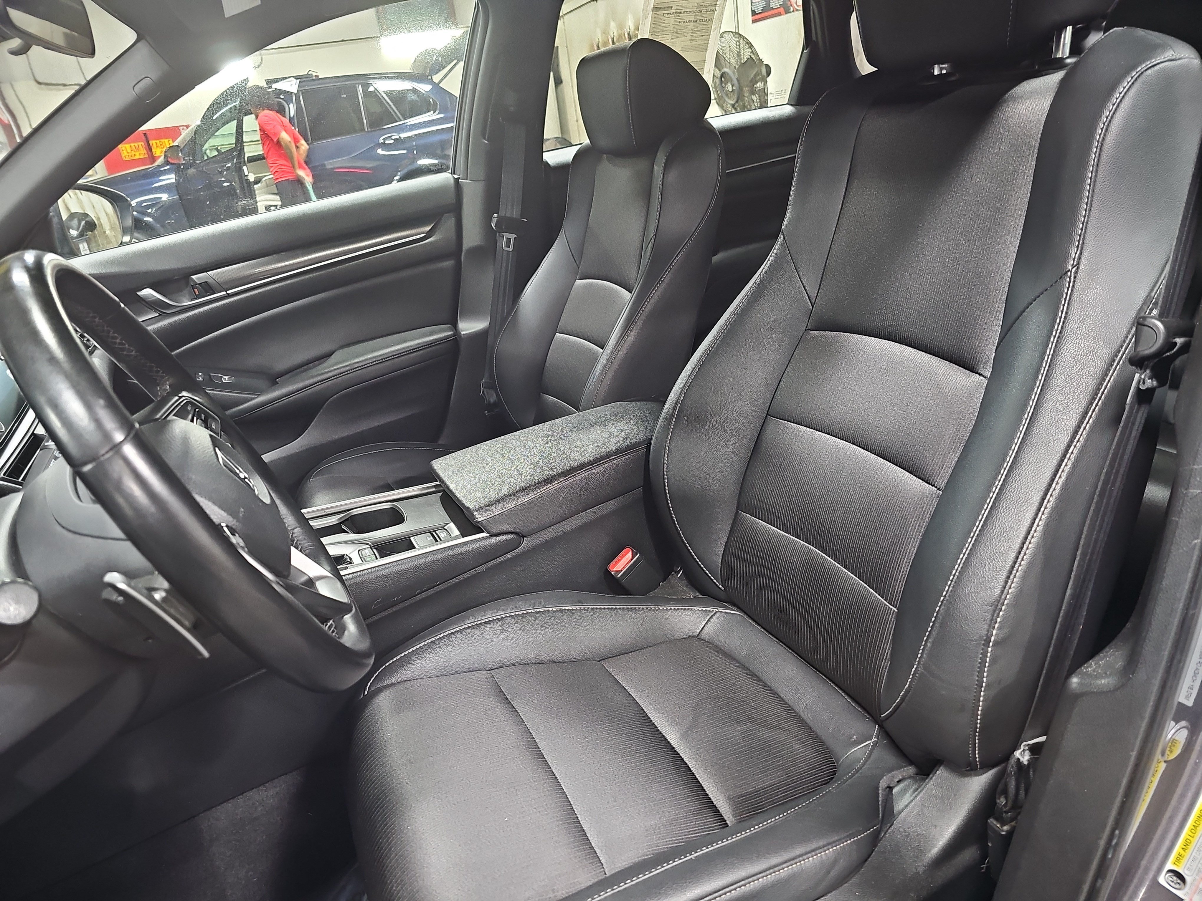 Used 2019 Honda Accord Sport image 15