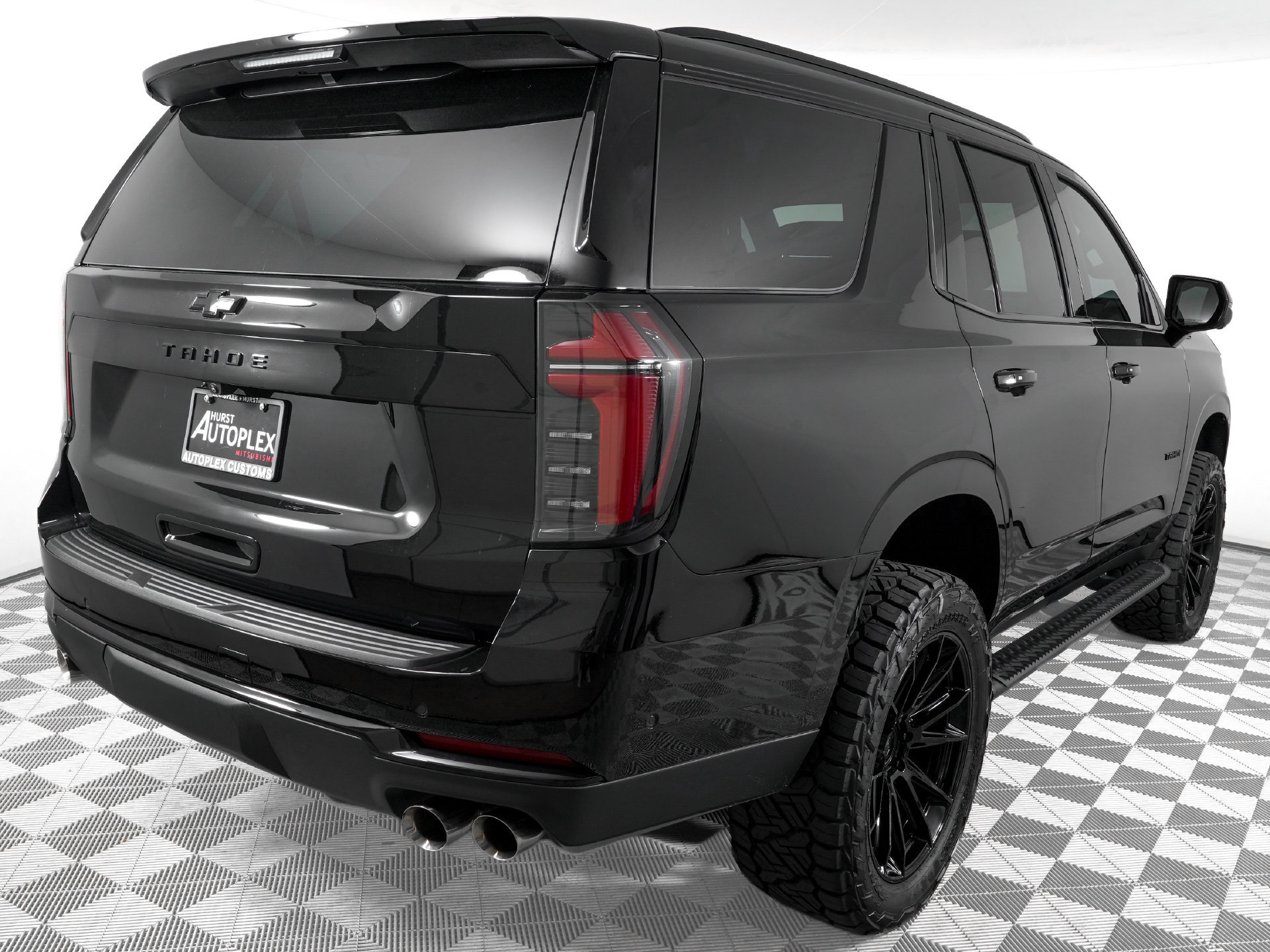 Used 2026 Chevrolet Tahoe Z71 AWD/4WD image 6
