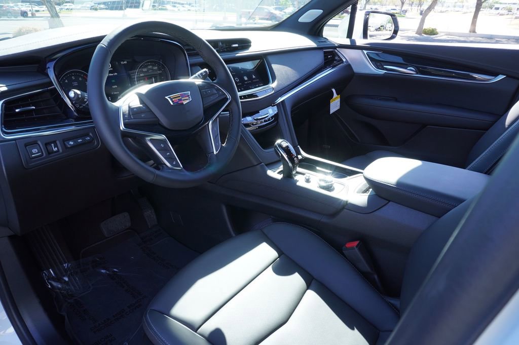 New 2026 Cadillac XT5 Premium Luxury w/ Driver Assist Package FWD image 16
