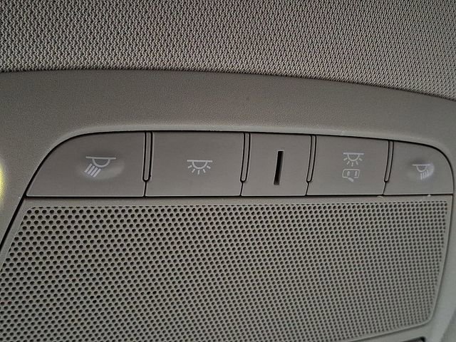 Used 2015 Nissan Rogue SL image 26