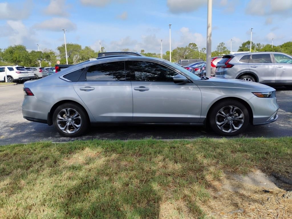 Used 2023 Honda Accord EX image 3