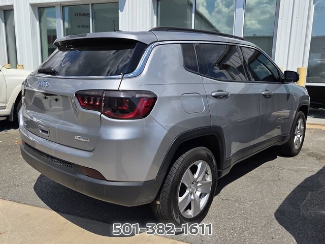 Used 2022 Jeep Compass Latitude w/ Convenience Group AWD/4WD image 5