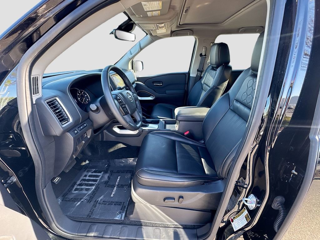 Used 2024 Nissan Frontier SL w/ Technology Package image 30