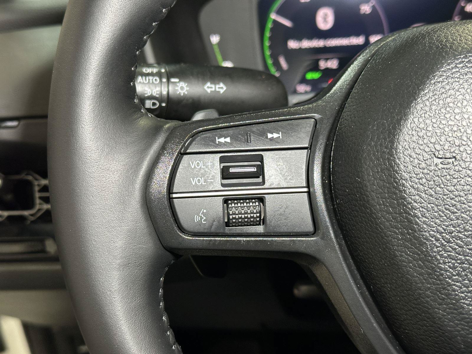 Used 2024 Honda Accord EX-L image 25