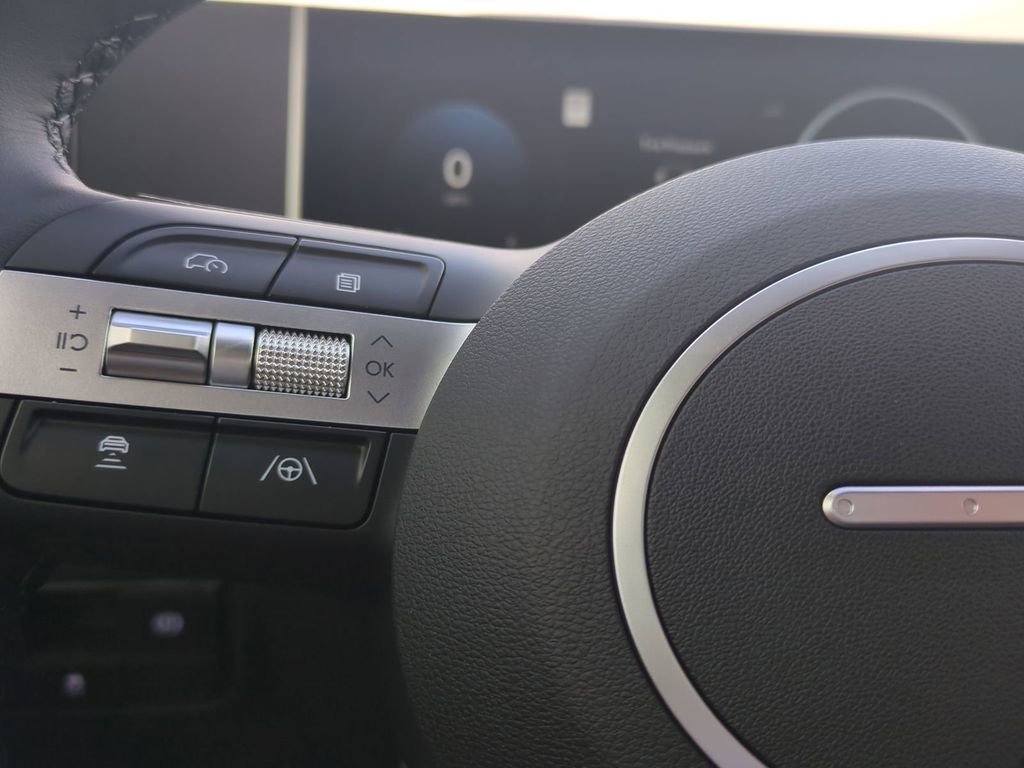 New 2026 Hyundai Tucson Limited image 33