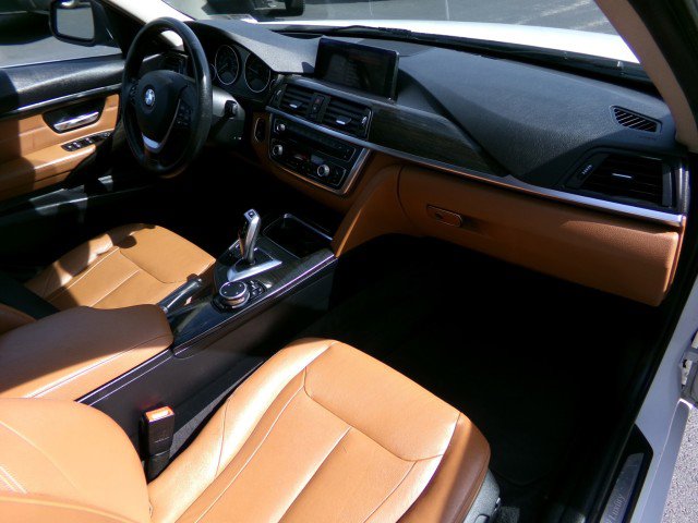 Used 2015 BMW 328i xDrive Sedan AWD/4WD image 12