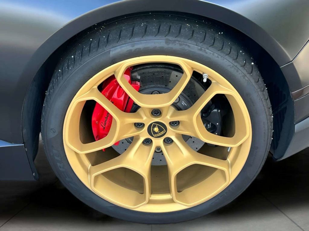 Used 2015 Lamborghini Huracan LP 610-4 image 34