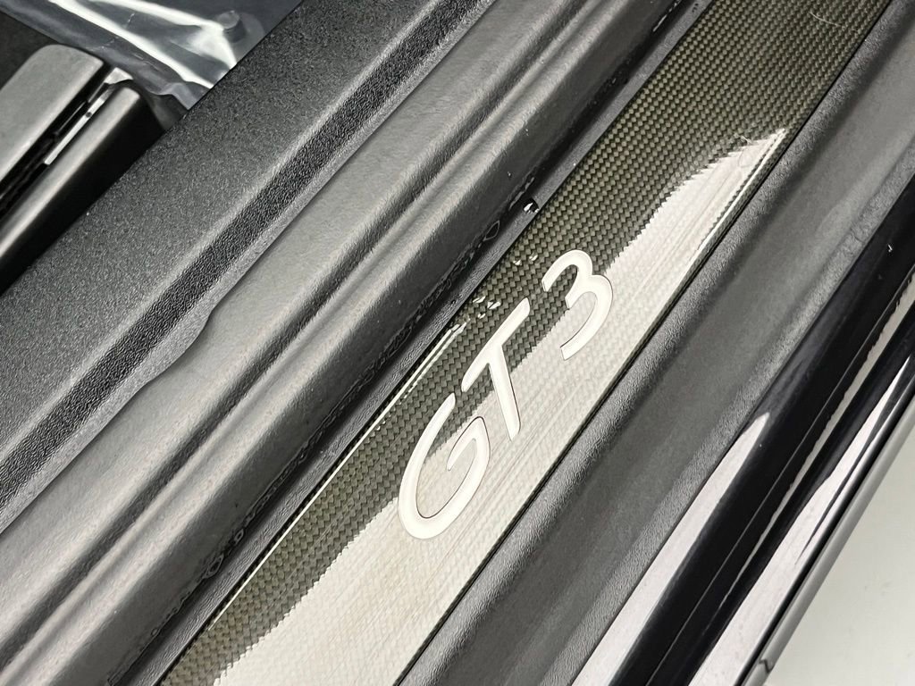 Used 2014 Porsche 911 GT3 image 41