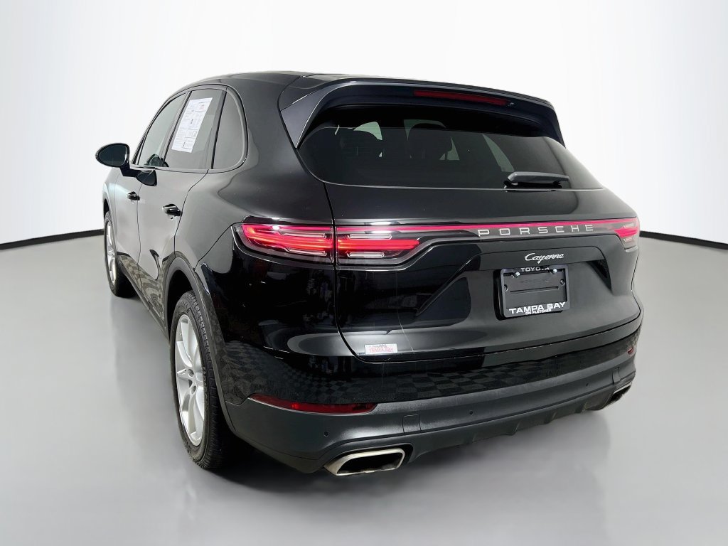 Used 2021 Porsche Cayenne AWD/4WD image 5