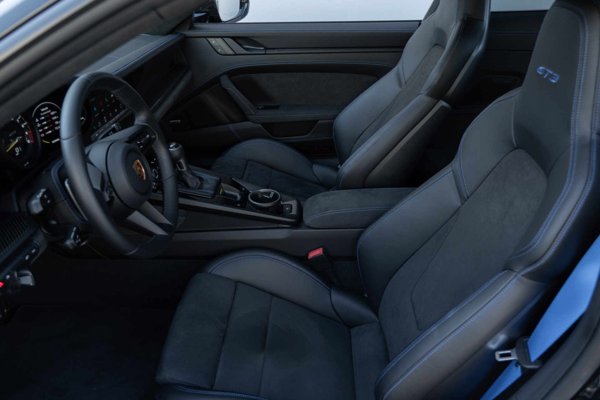 Used 2023 Porsche 911 GT3 image 34