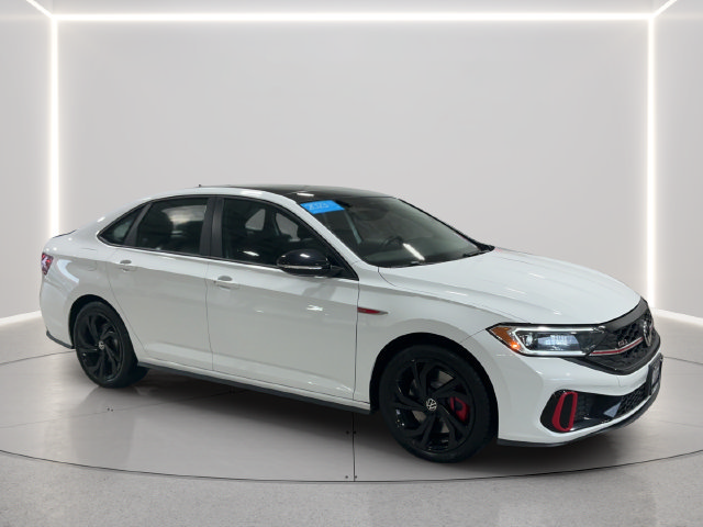 Used 2023 Volkswagen Jetta GLI Autobahn FWD image 8