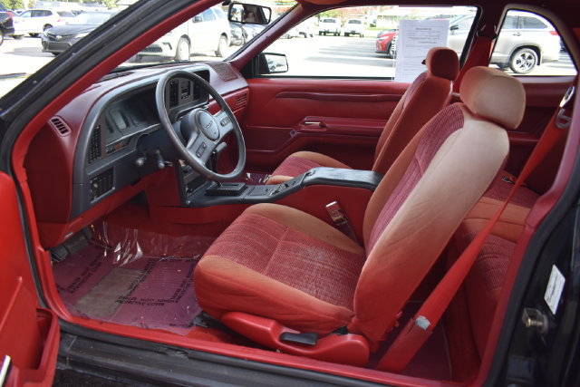 Used 1987 Ford Thunderbird Sport RWD image 16
