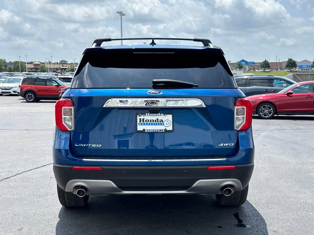 Used 2022 Ford Explorer Limited w/ Equipment Group 301A AWD/4WD image 6