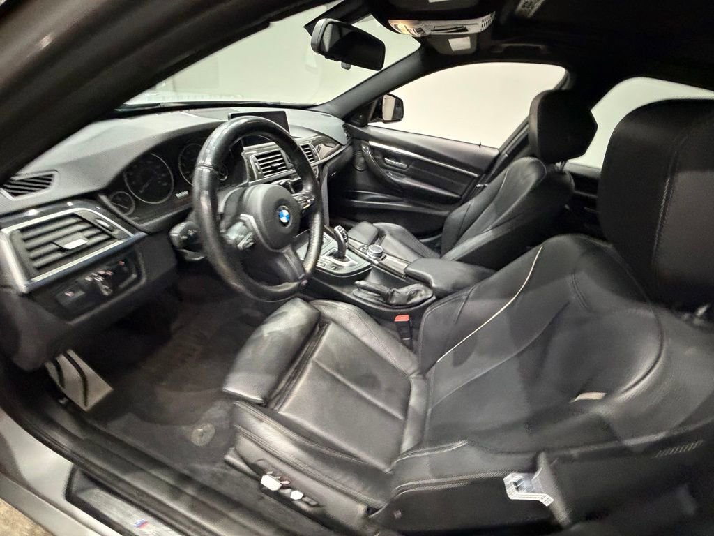 Used 2017 BMW 340i xDrive Sedan AWD/4WD image 27