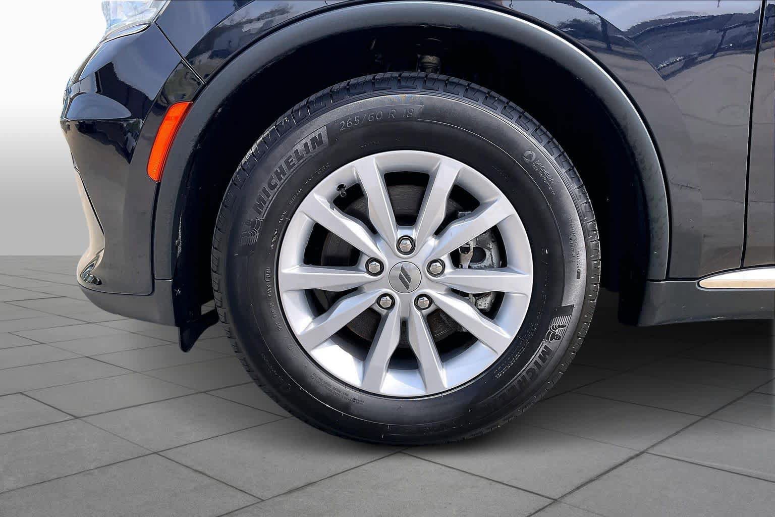 Used 2024 Dodge Durango SXT image 11