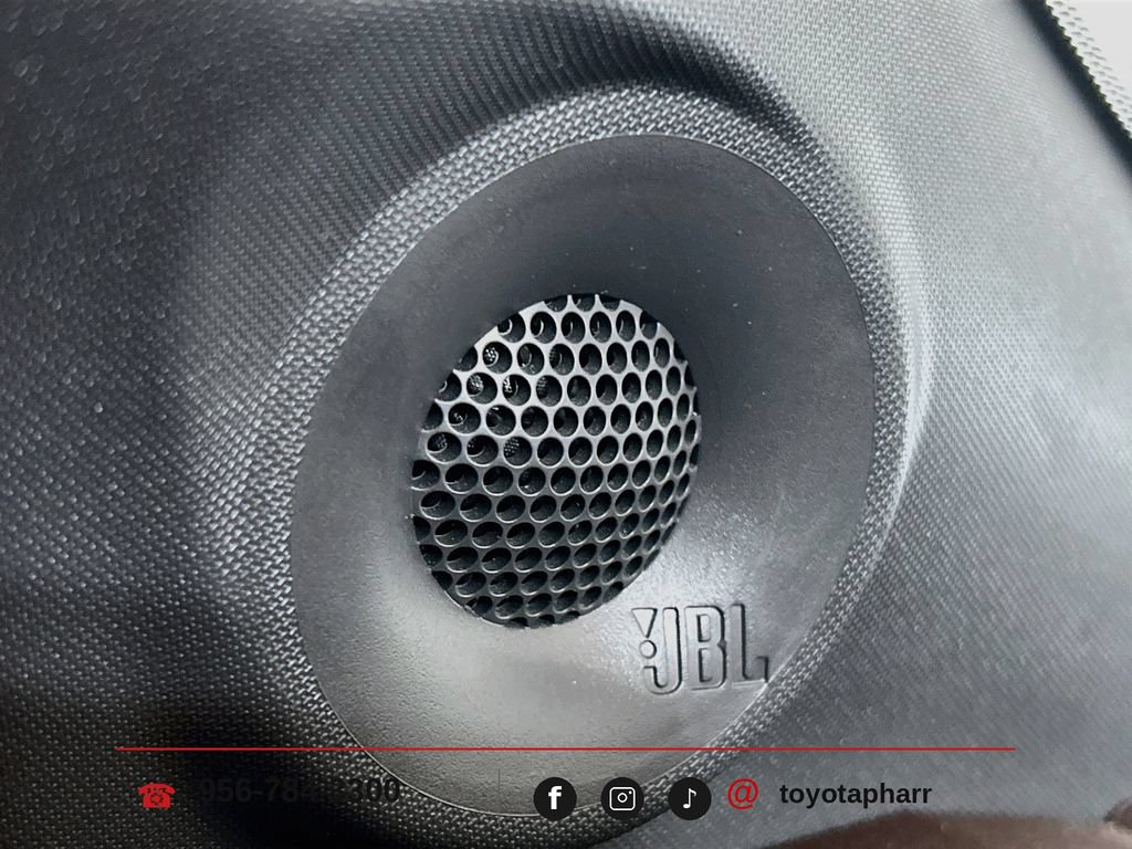 Used 2021 Toyota Sienna Platinum FWD image 18