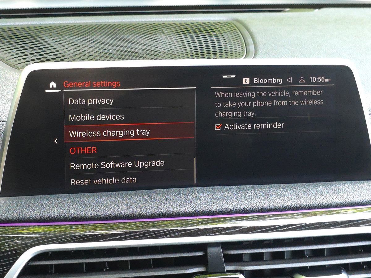 Used 2022 BMW 740i xDrive w/ M Sport Package AWD/4WD image 37