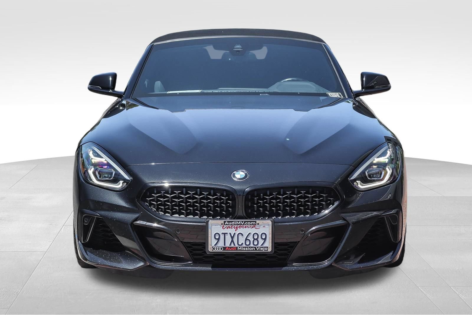 Used 2022 BMW Z4 M40i w/ Driving Assistance Package RWD image 2