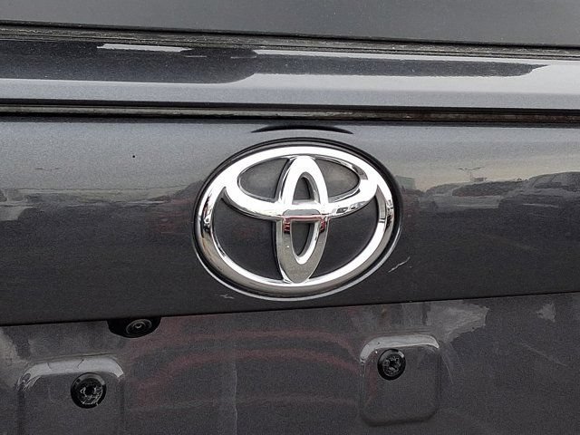 Used 2023 Toyota RAV4 LE FWD image 35
