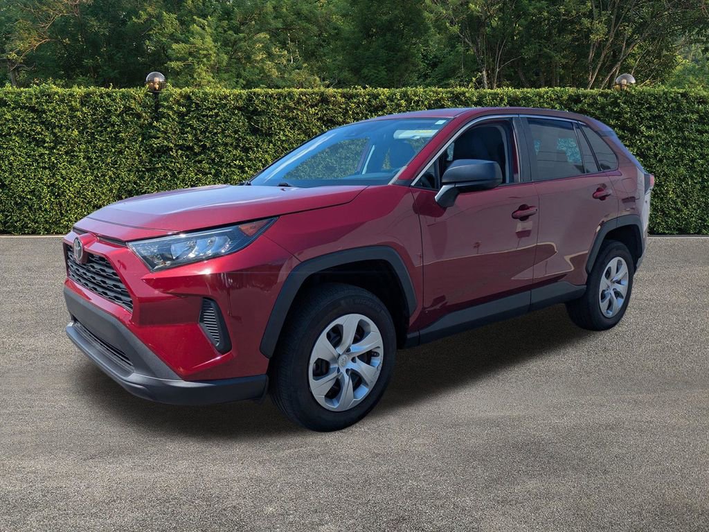 Used 2022 Toyota RAV4 LE image 8