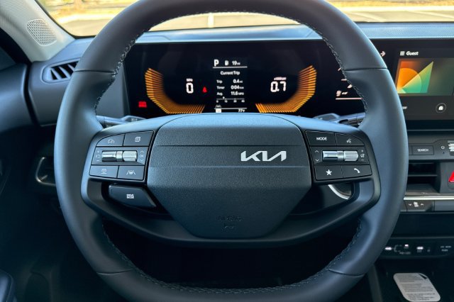 New 2026 Kia K4 EX FWD image 26
