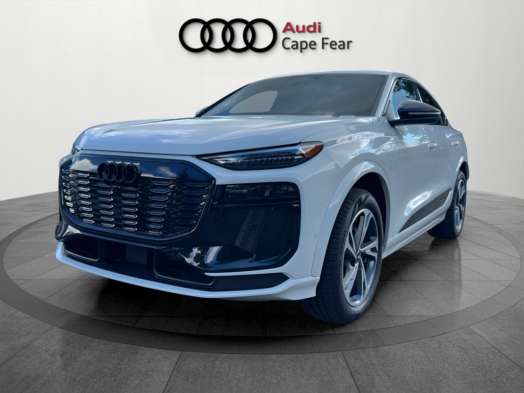 New 2027 Audi Q6 e-tron Premium Plus AWD/4WD image 1