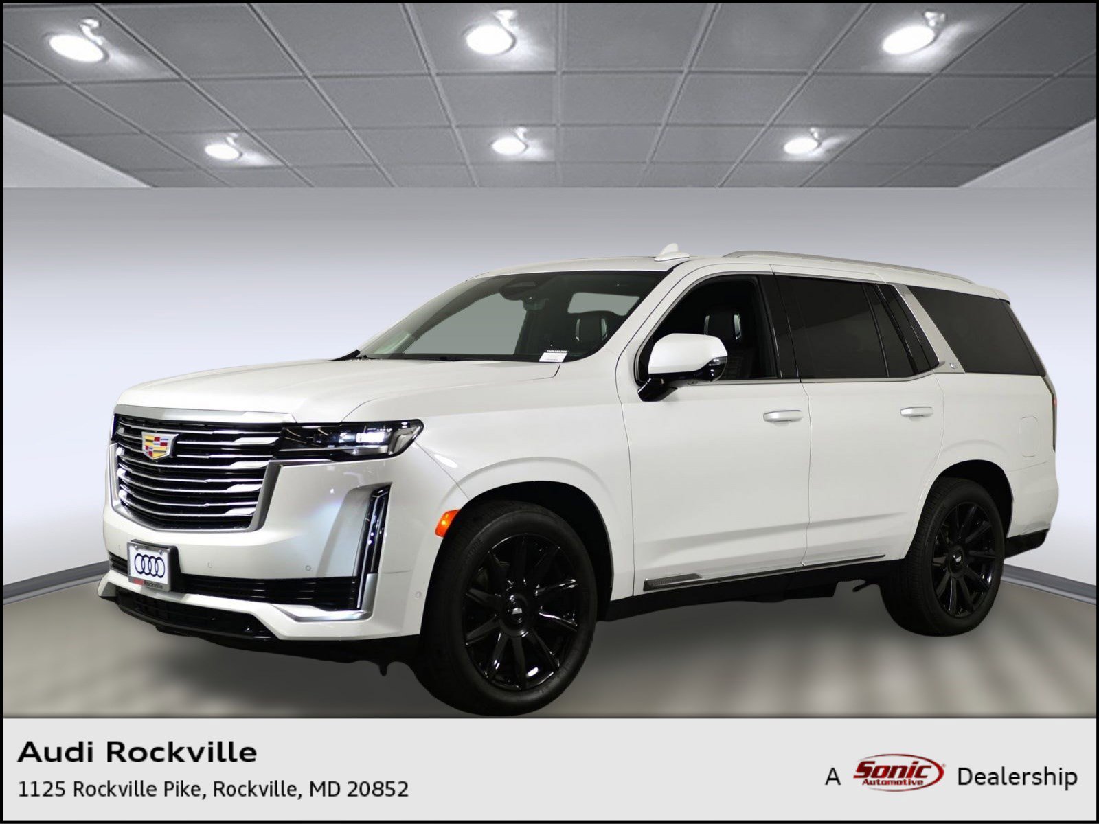 Used 2022 Cadillac Escalade Premium Luxury Platinum w/ Heavy-Duty Trailer Package