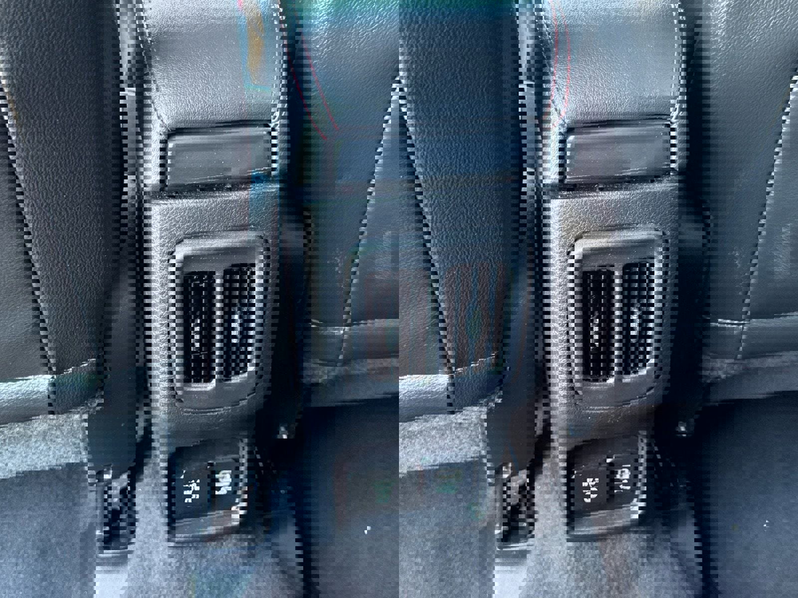 Used 2021 Jeep Compass Trailhawk image 28