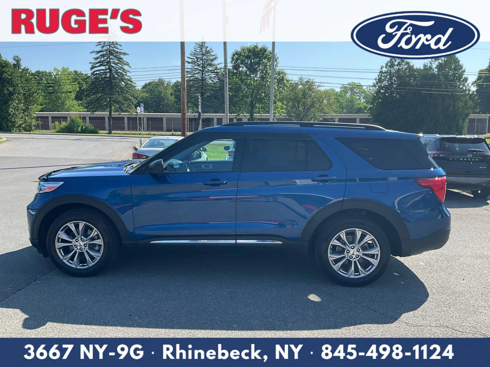 Certified 2023 Ford Explorer XLT w/ Equipment Group 202A AWD/4WD image 7