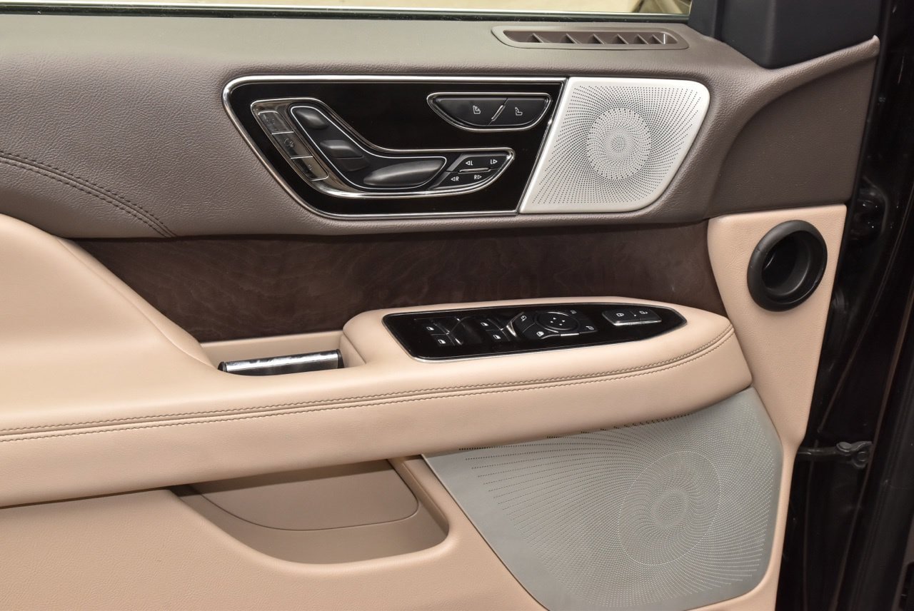 Used 2024 Lincoln Navigator Reserve AWD/4WD image 35