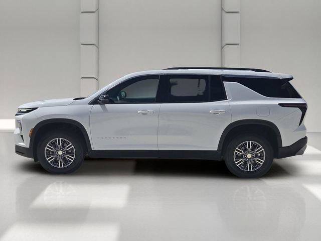 Certified 2026 Chevrolet Traverse LT w/ Driver Confidence Package FWD image 2