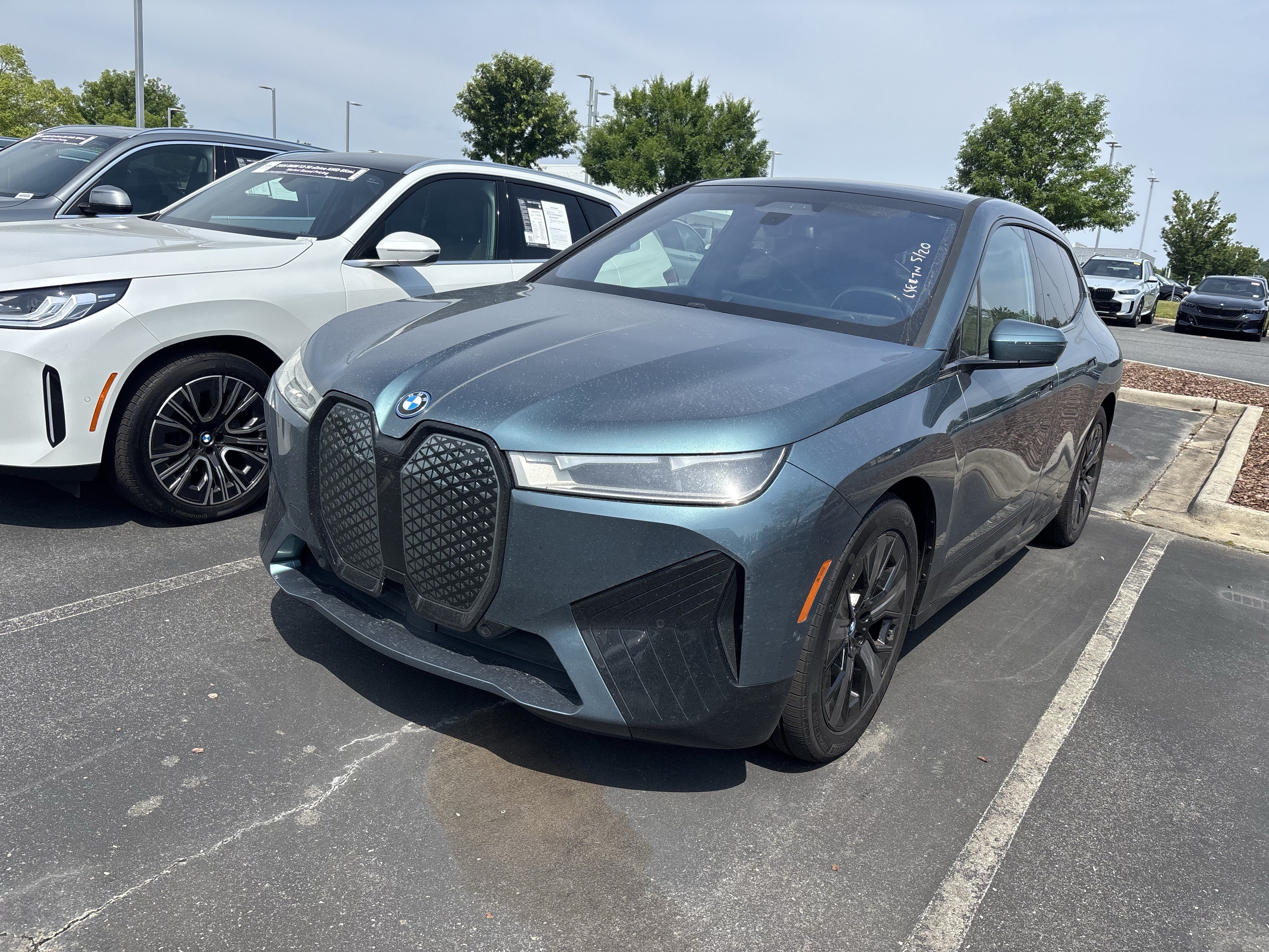 Certified 2023 BMW iX xDrive50 w/ Premium Package AWD/4WD image 12
