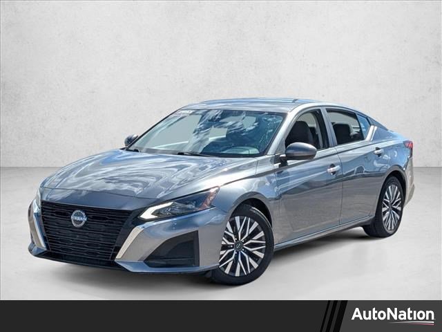 Used 2023 Nissan Altima 2.5 SV