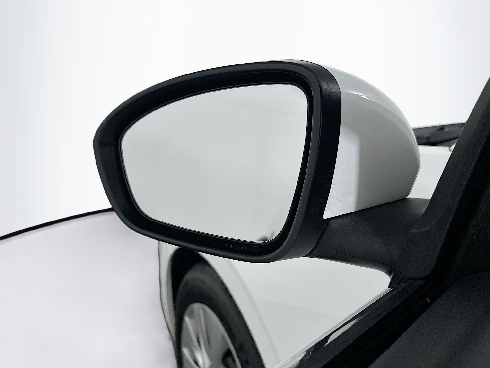 Used 2025 Nissan Sentra S image 16