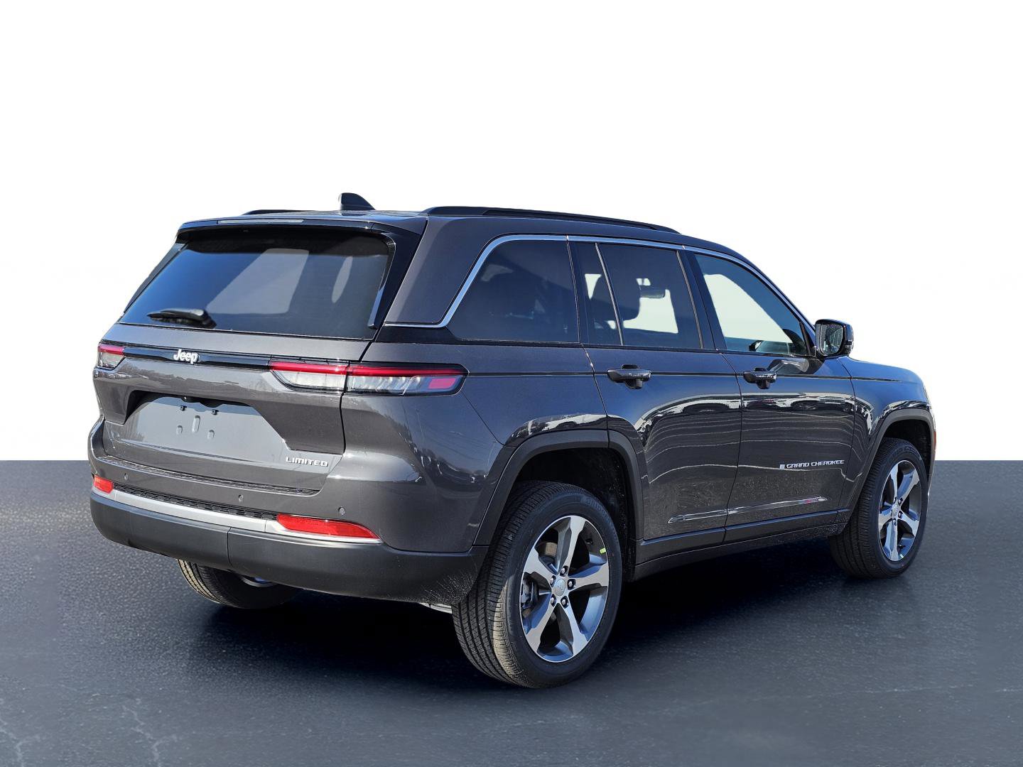 New 2026 Jeep Grand Cherokee Limited image 8