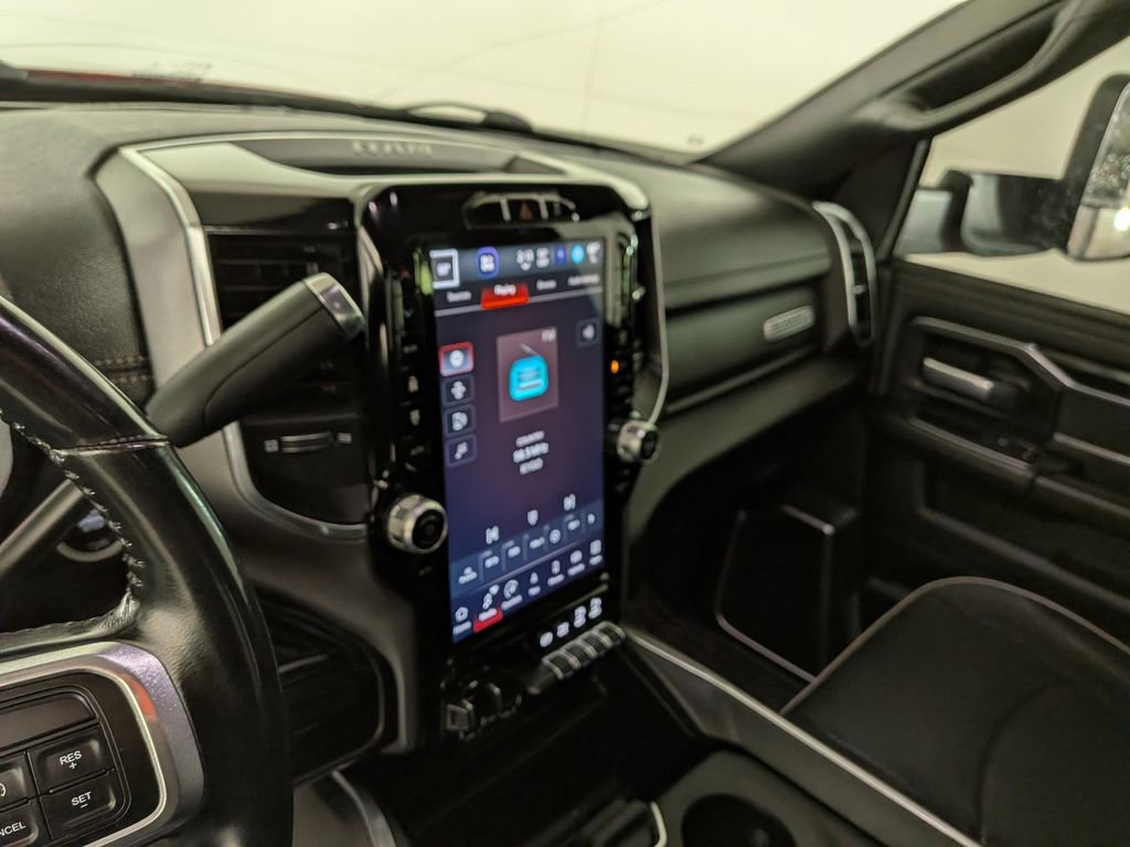 Used 2022 RAM 3500 Laramie w/ Night Edition image 25