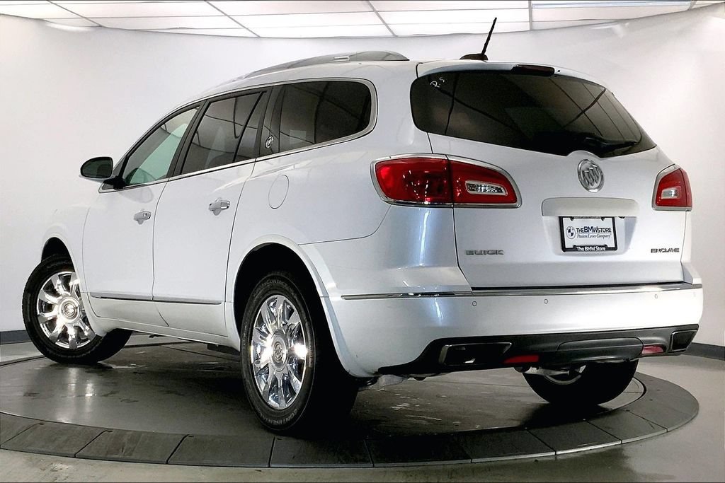 Used 2016 Buick Enclave Leather FWD image 10