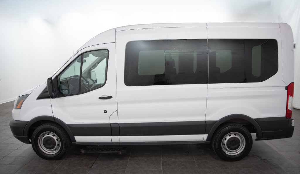 Used 2018 Ford Transit 150 XL RWD image 5