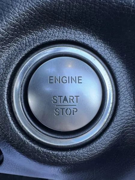 Used 2014 Mercedes-Benz SLK 250 image 27