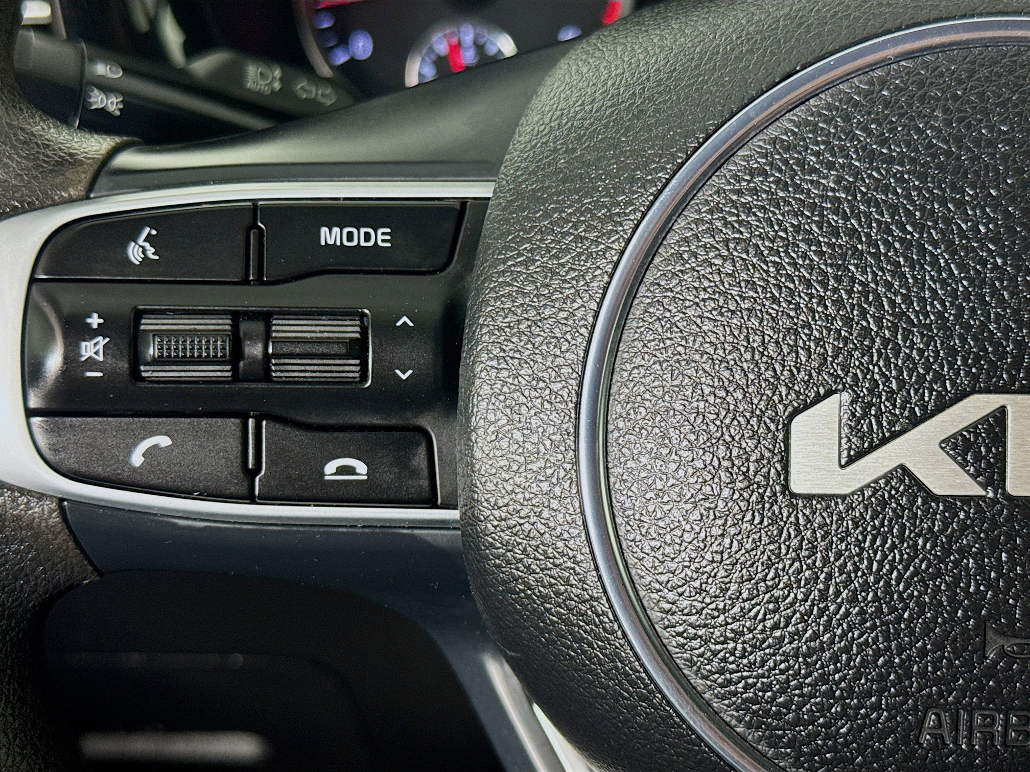 Used 2023 Kia K5 LXS image 13