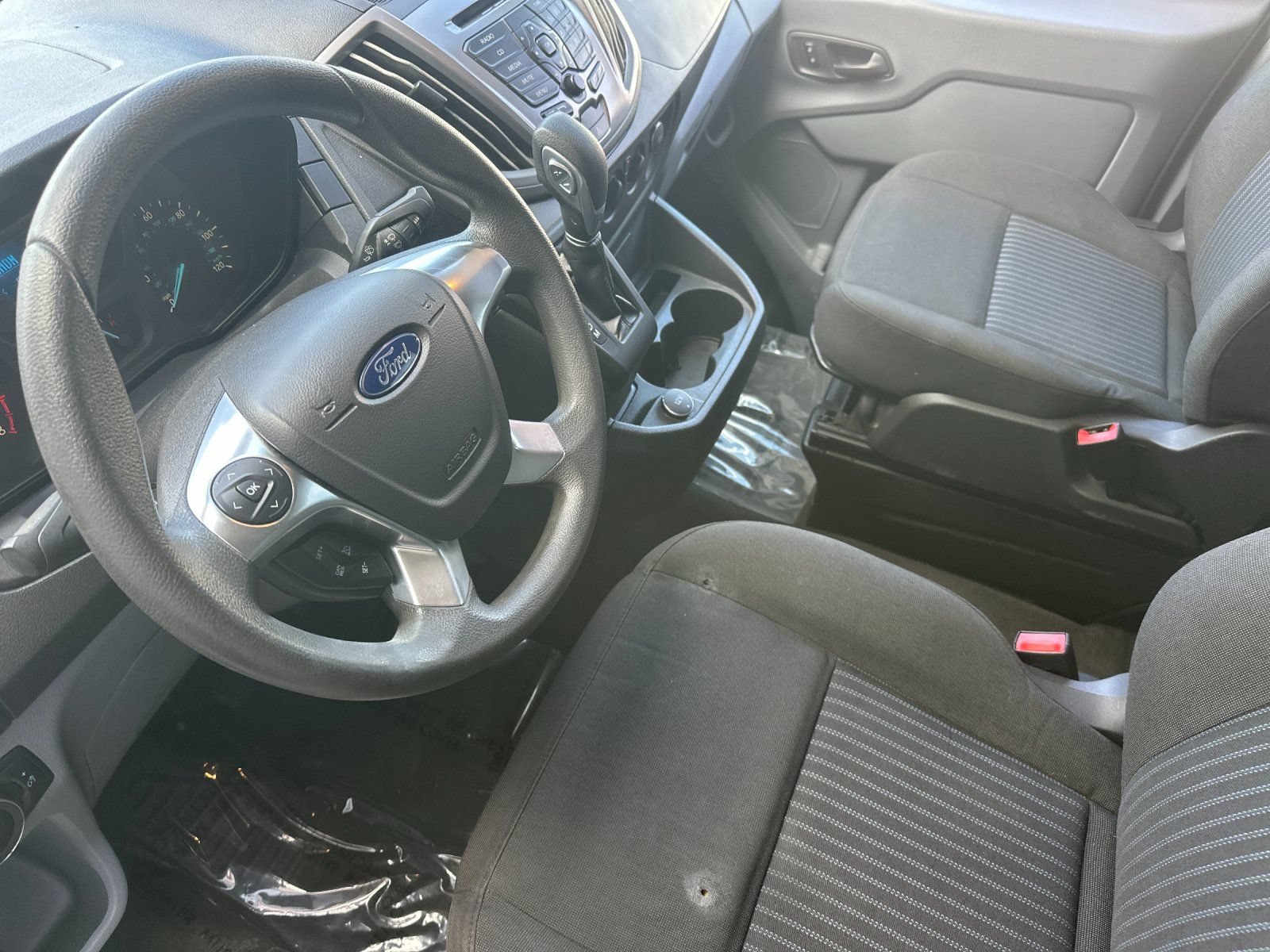 Used 2018 Ford Transit 150 XLT RWD image 10