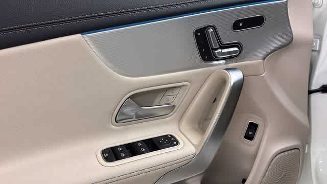 Used 2021 Mercedes-Benz CLA 250 image 14